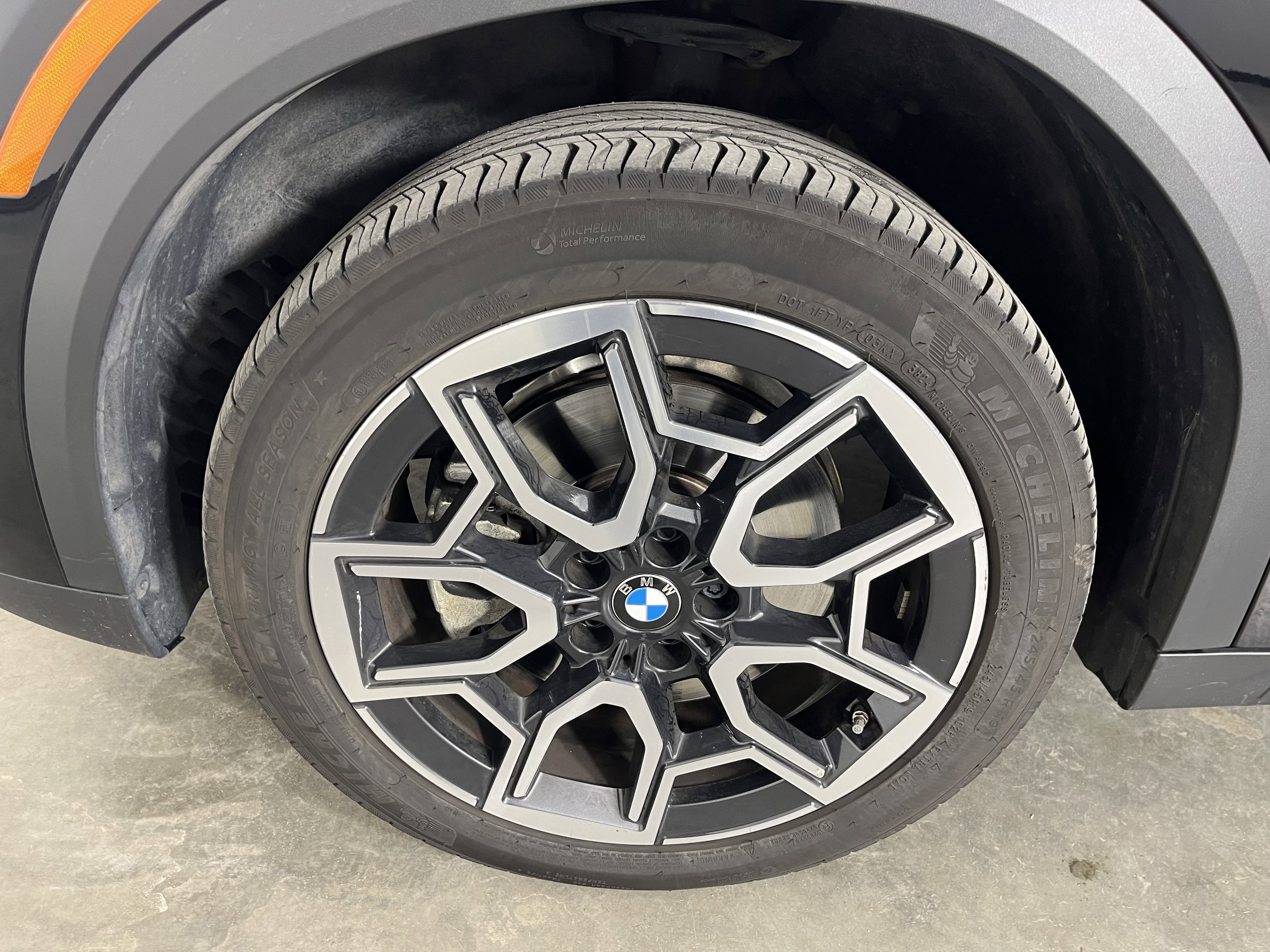 Certified 2025 BMW X2 xDrive28i w/ Convenience Package AWD/4WD image 25