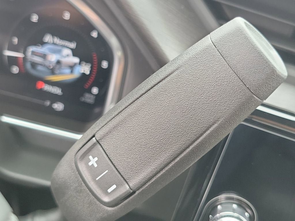New 2026 GMC Sierra 2500 AT4 w/ AT4 Premium Plus Package AWD/4WD image 16