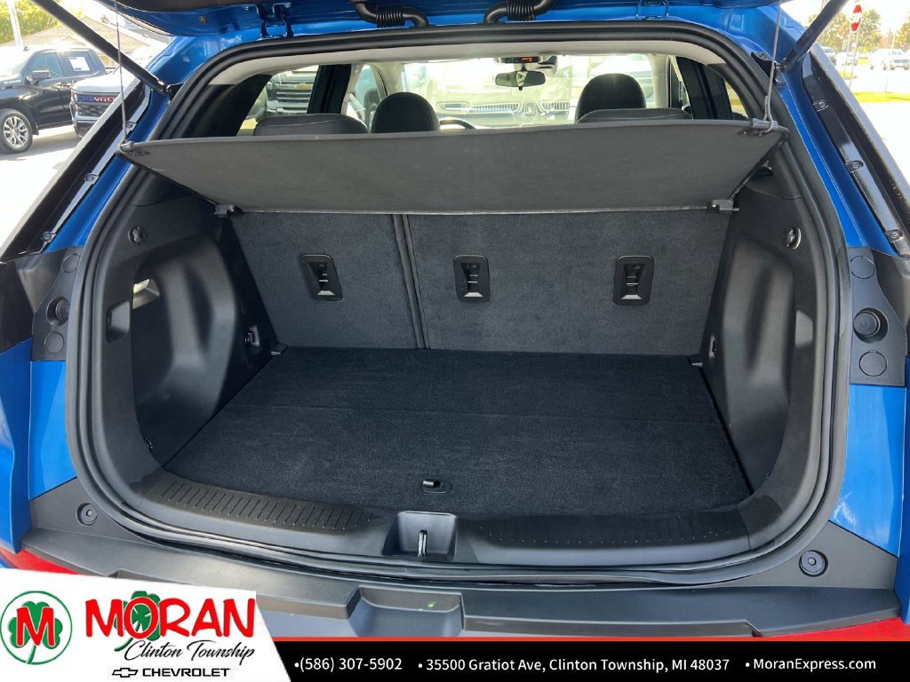 Certified 2023 Chevrolet Bolt EUV LT w/ Comfort Package FWD image 13