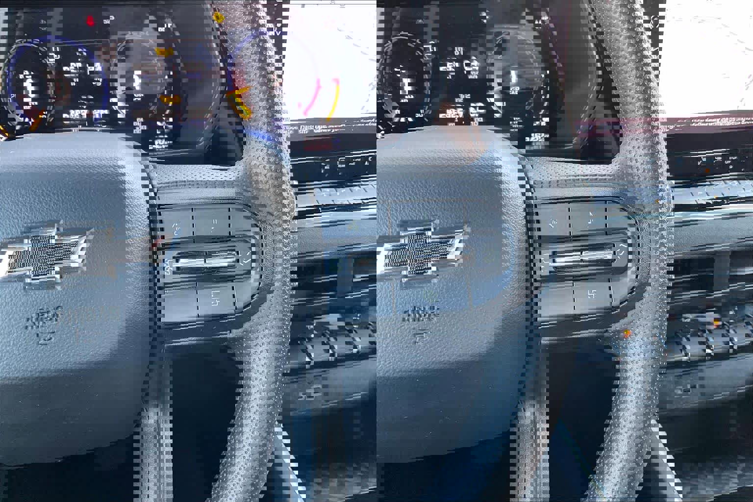 Certified 2024 Chevrolet Colorado Trail Boss w/ Advanced Trailering Package image 24