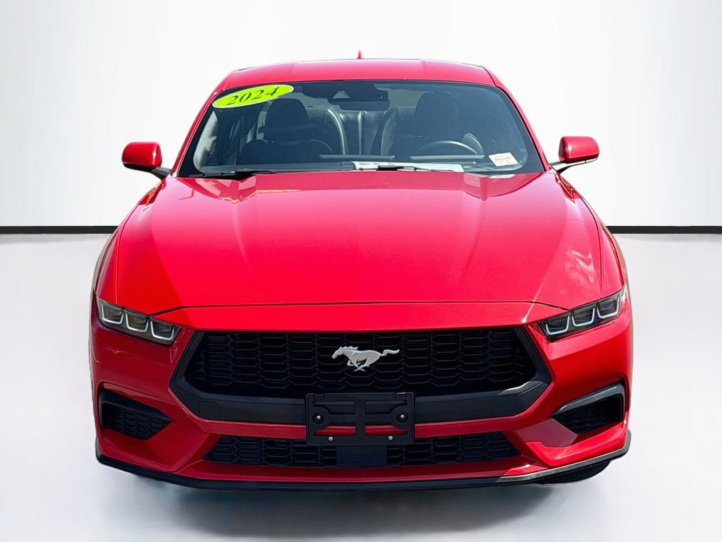 Used 2024 Ford Mustang Coupe RWD image 2