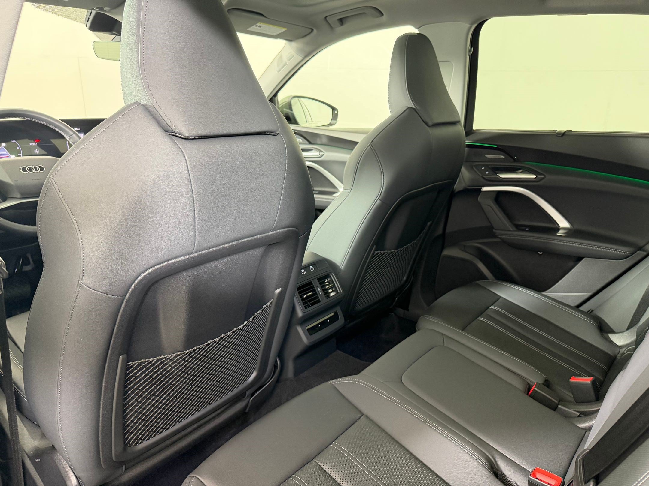 Used 2025 Audi Q5 Premium Plus w/ Premium Plus AWD/4WD image 24