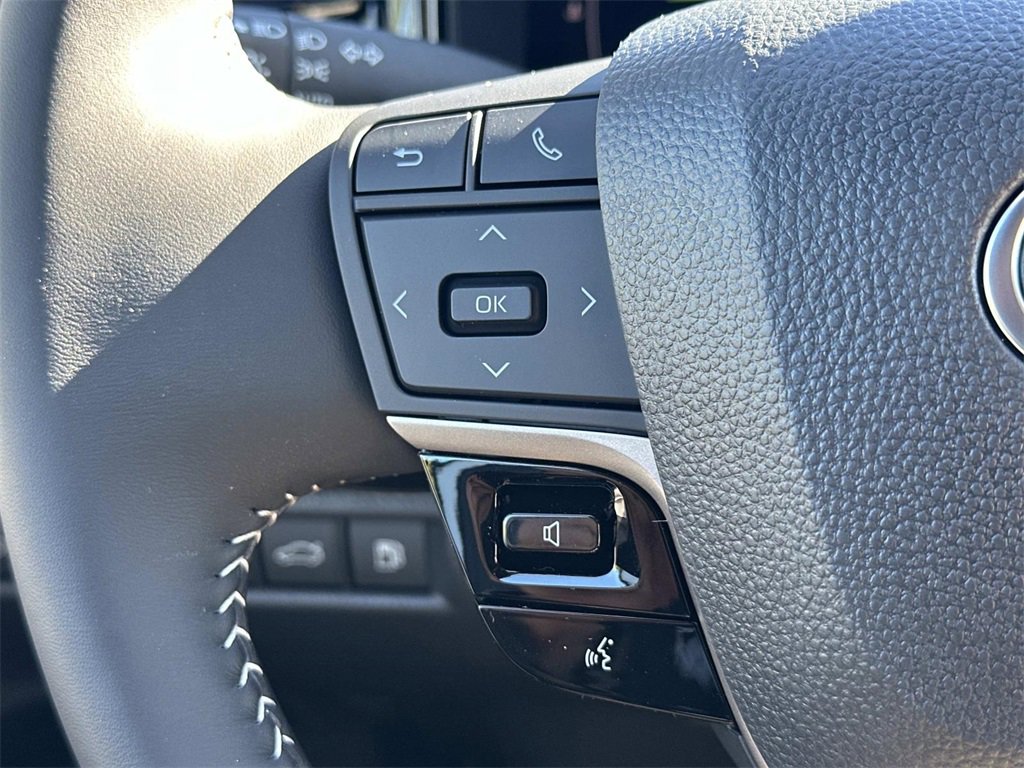 New 2026 Toyota Camry SE image 21