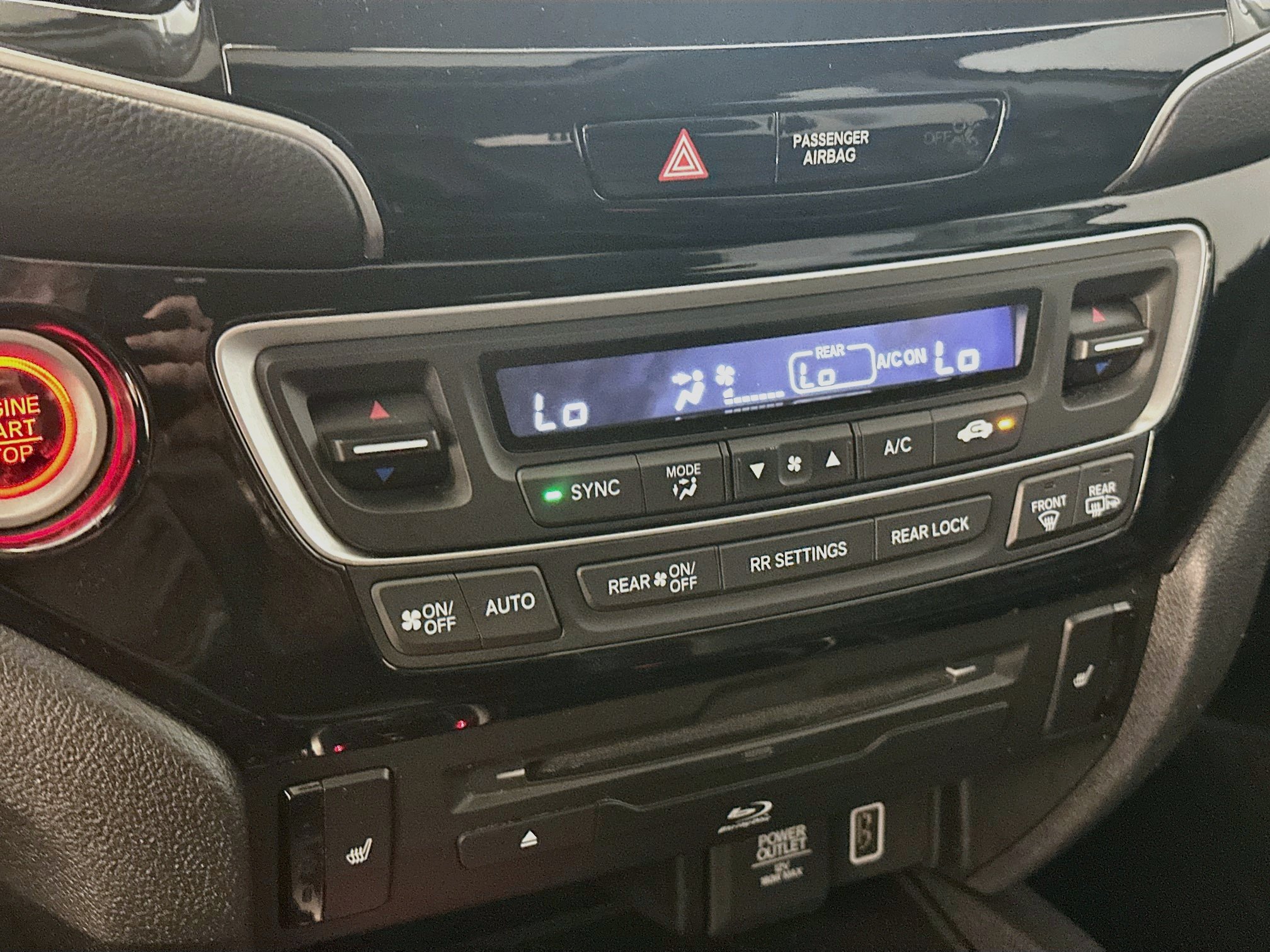 Used 2020 Honda Pilot Touring image 24