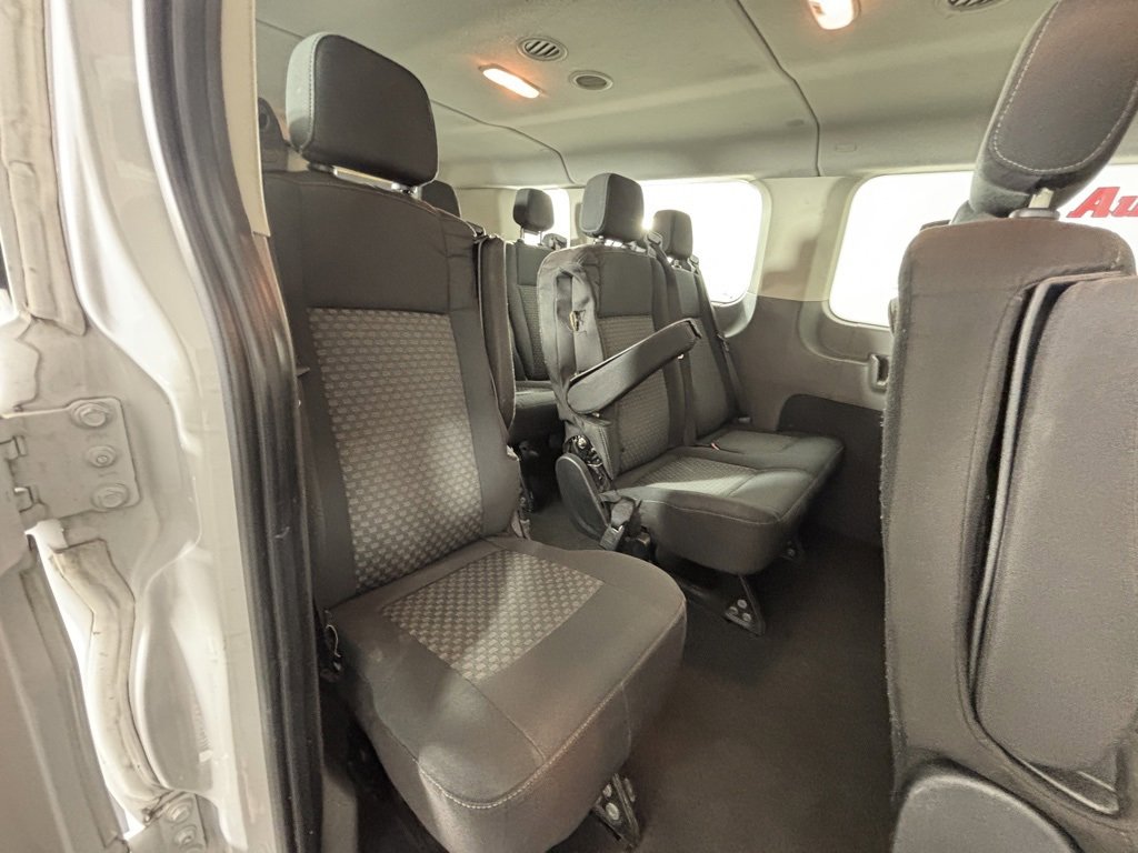 Used 2020 Ford Transit 350 XLT image 39