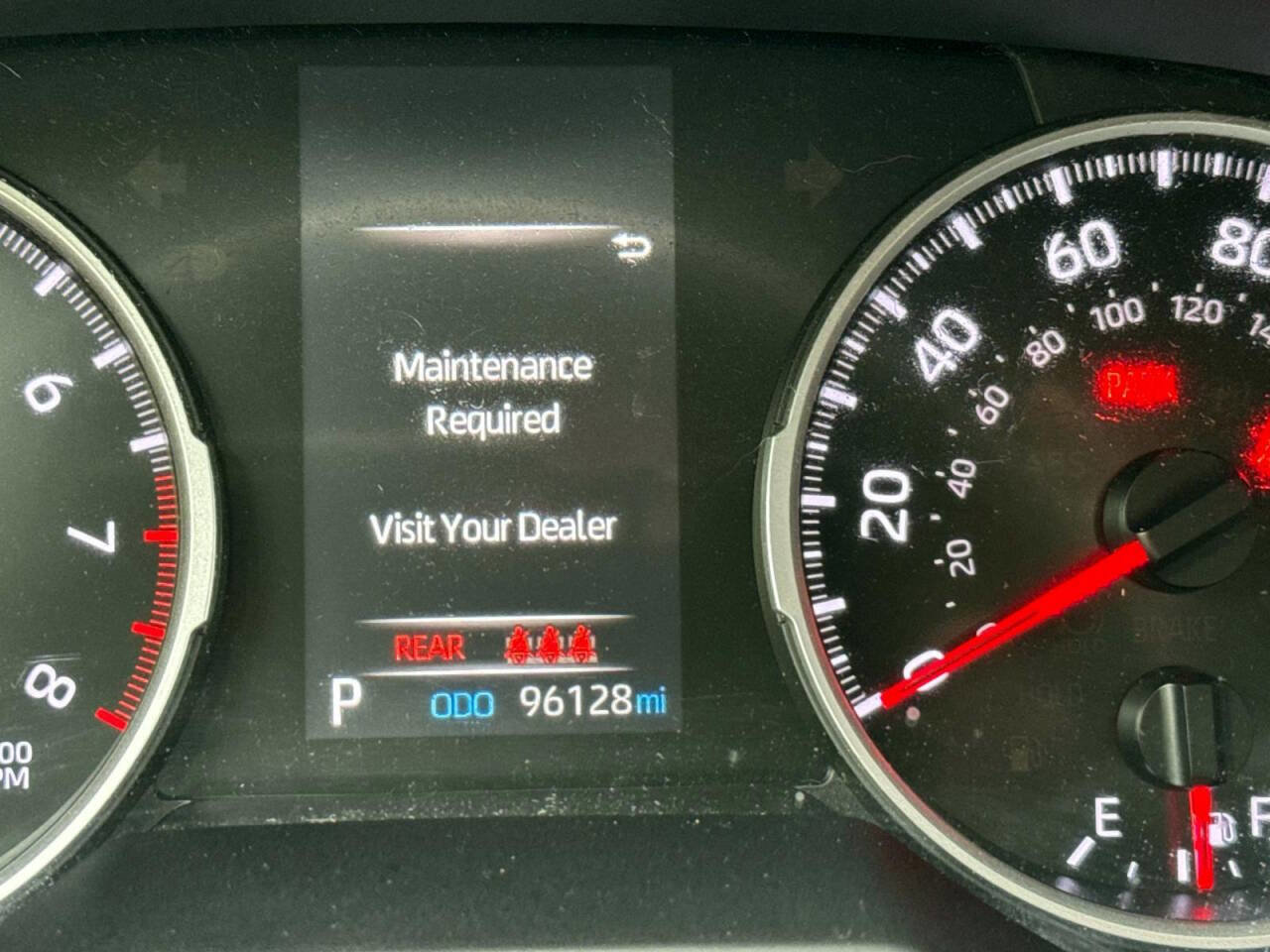 Used 2021 Toyota RAV4 LE w/ Carpet Mat Package (TMS) AWD/4WD image 22