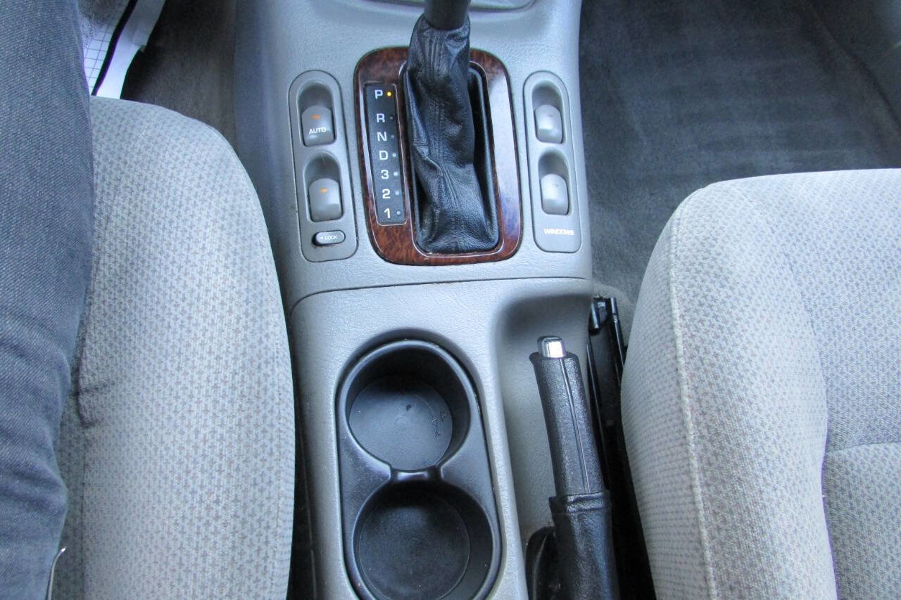 Used 2000 Saturn L-Series LS2 image 36
