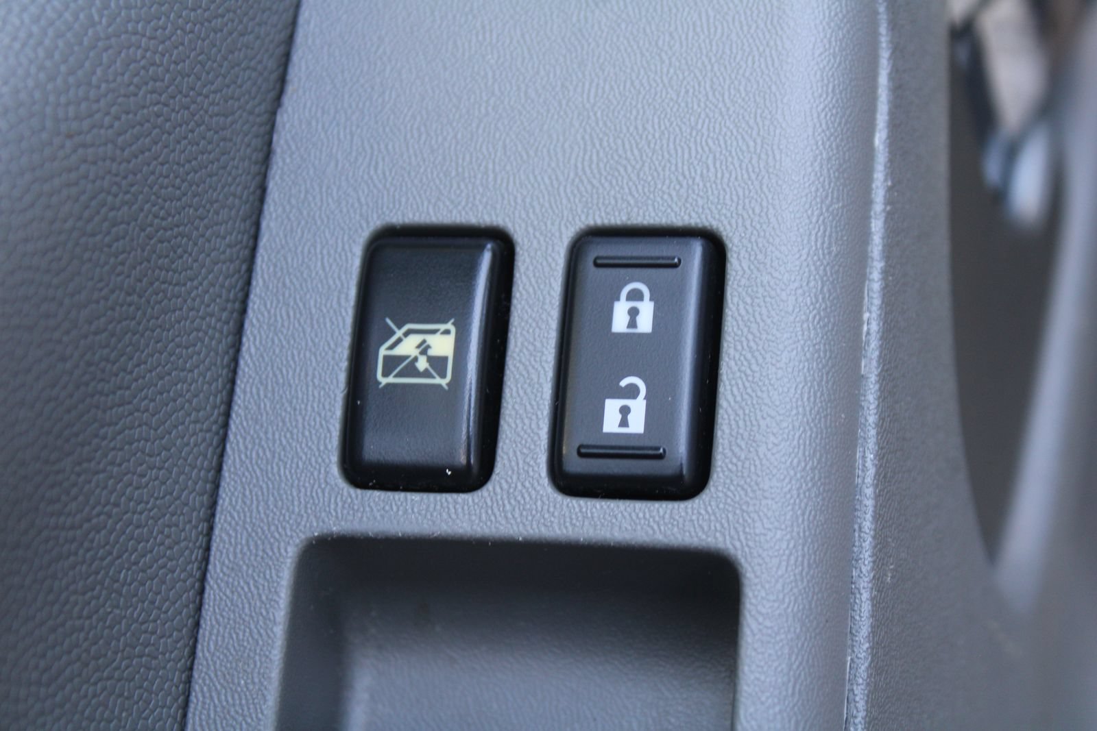 Used 2019 Nissan Frontier SV w/ Value Truck Package RWD image 23