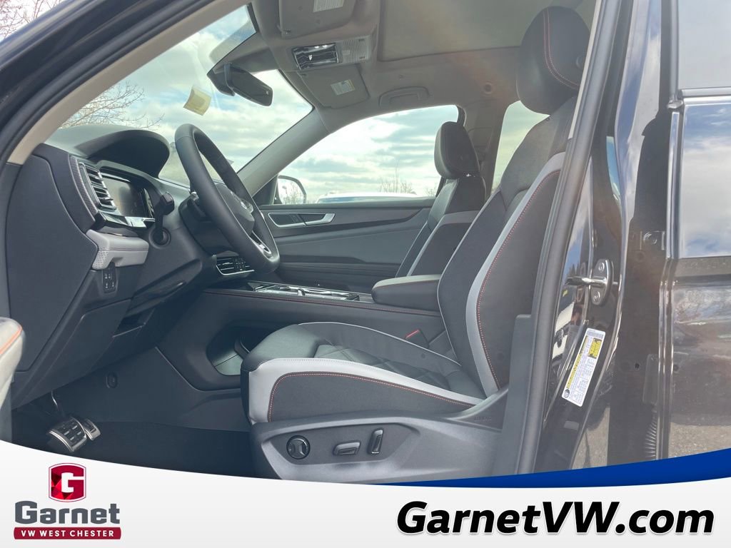 New 2026 Volkswagen Atlas Peak Edition AWD/4WD image 9