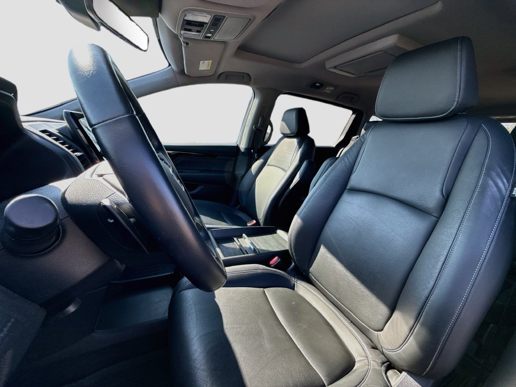 Used 2024 Honda Odyssey Touring image 12