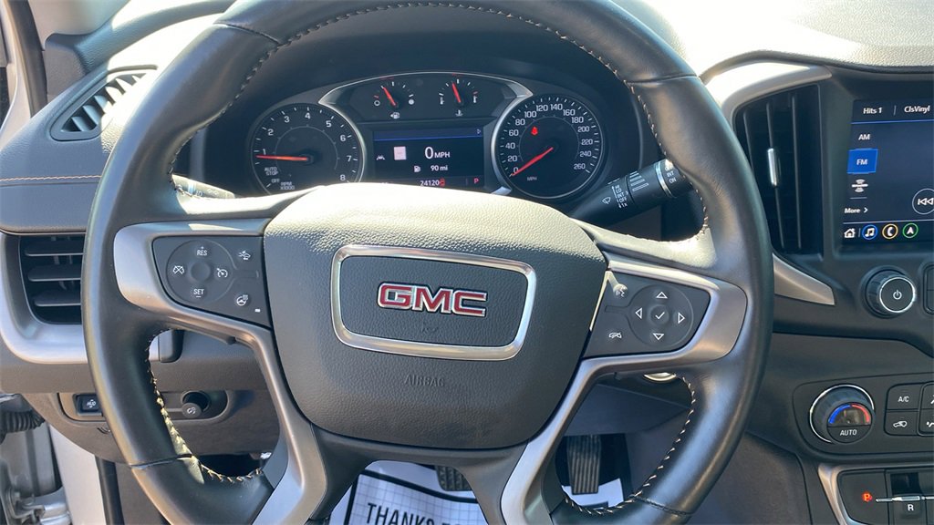 Used 2022 GMC Terrain AT4 image 25