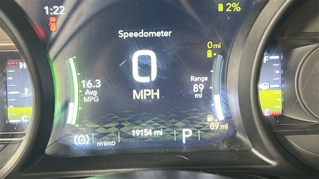 Used 2024 Jeep Wrangler Unlimited Sahara w/ Technology Group AWD/4WD image 18