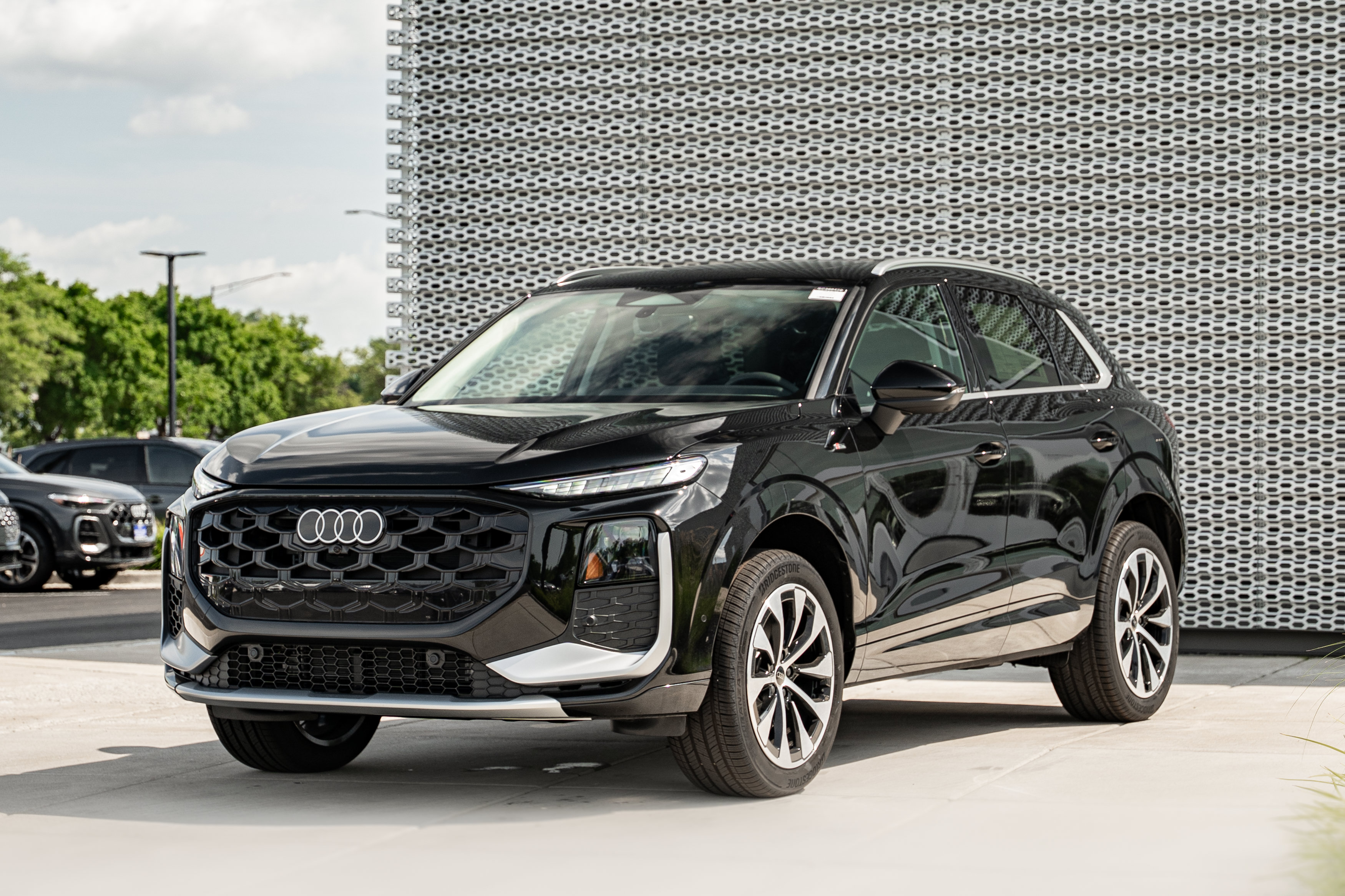 New 2026 Audi Q3 quattro 2.0T AWD/4WD image 7