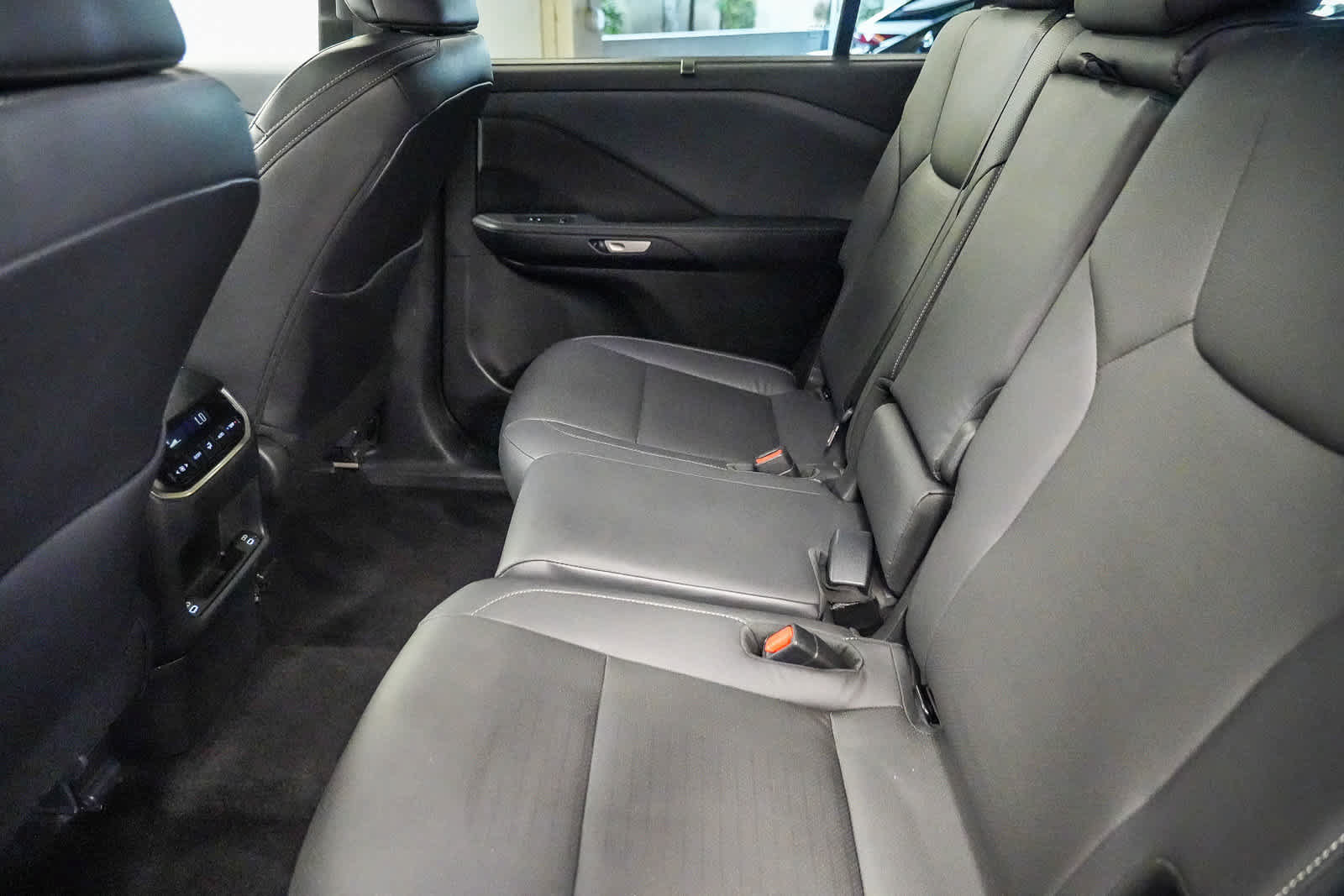 Used 2024 Lexus TX 350 FWD w/ Cold Weather Package image 18