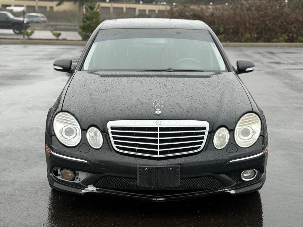 Used 2009 Mercedes-Benz E 350 Sedan image 3