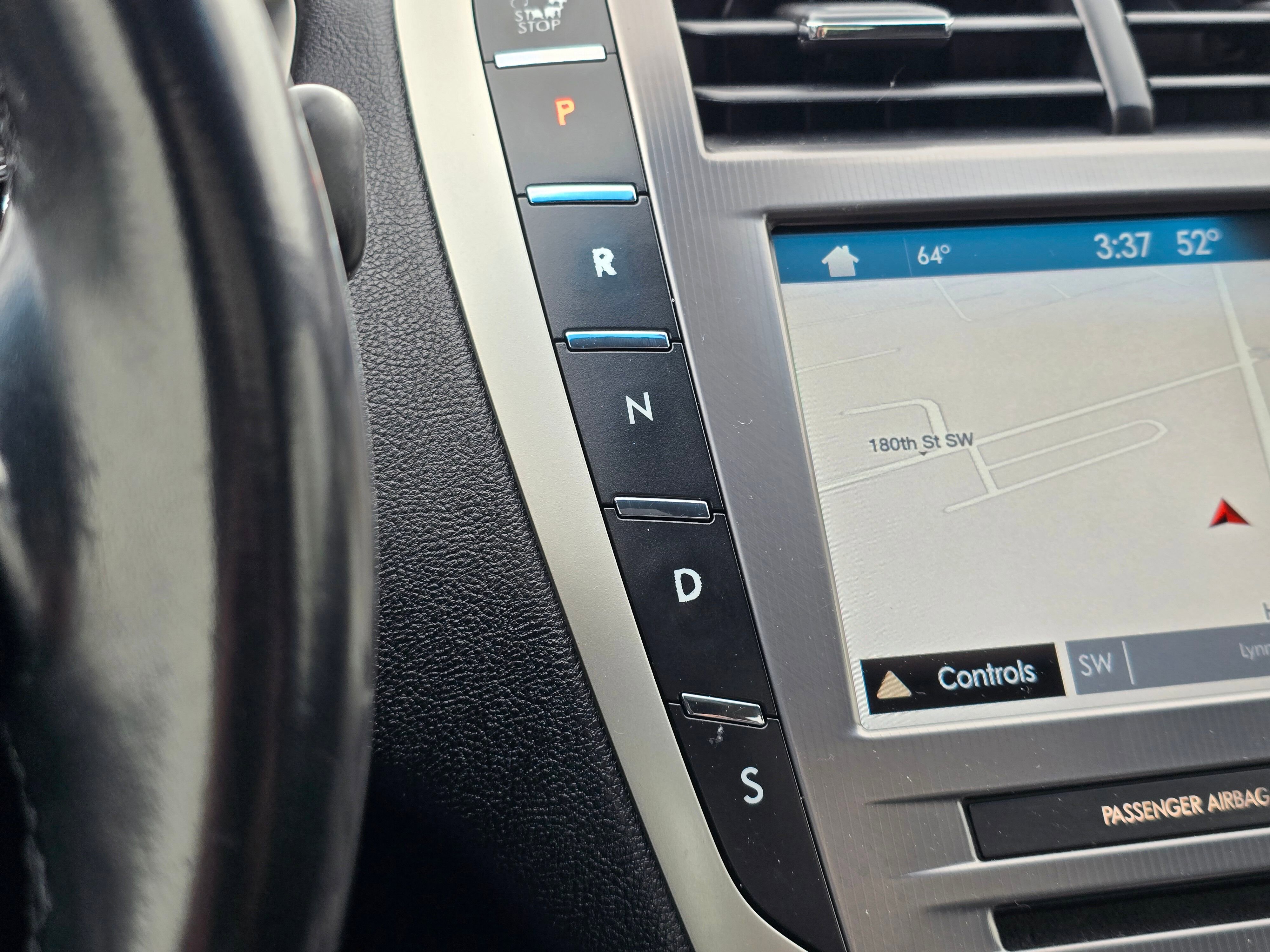 Used 2017 Lincoln MKZ Reserve FWD image 34