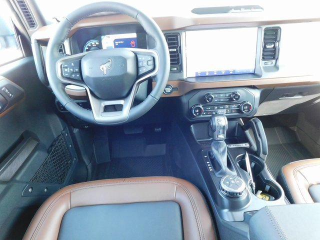 New 2024 Ford Bronco Outer Banks AWD/4WD image 17