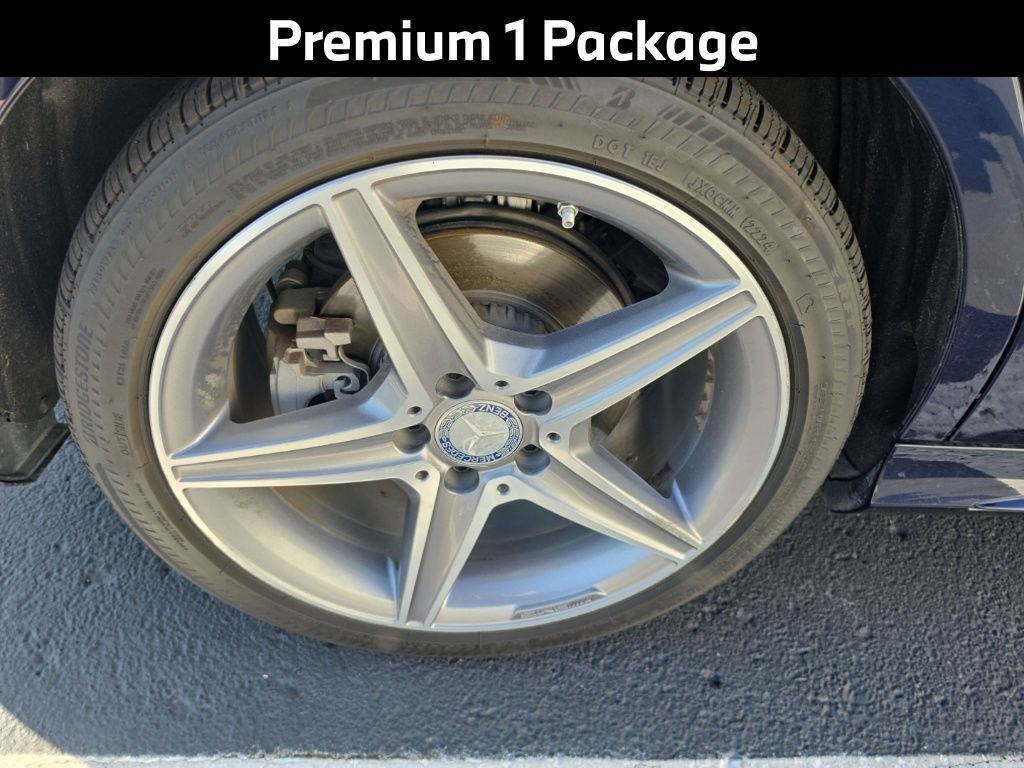 Used 2016 Mercedes-Benz C 300 Sedan image 5