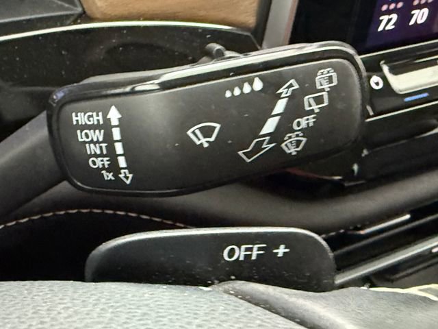 Used 2025 Volkswagen Atlas SE FWD image 14
