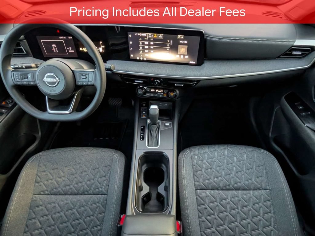 Used 2026 Nissan Kicks SV w/ SV Premium Package FWD image 15