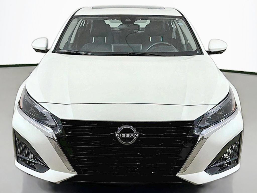 Used 2023 Nissan Altima 2.5 SL AWD/4WD image 14
