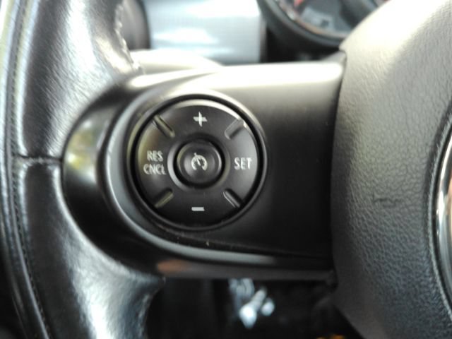Used 2018 MINI Cooper Convertible FWD image 28