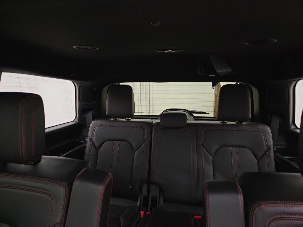 Used 2024 Ford Expedition Limited image 20