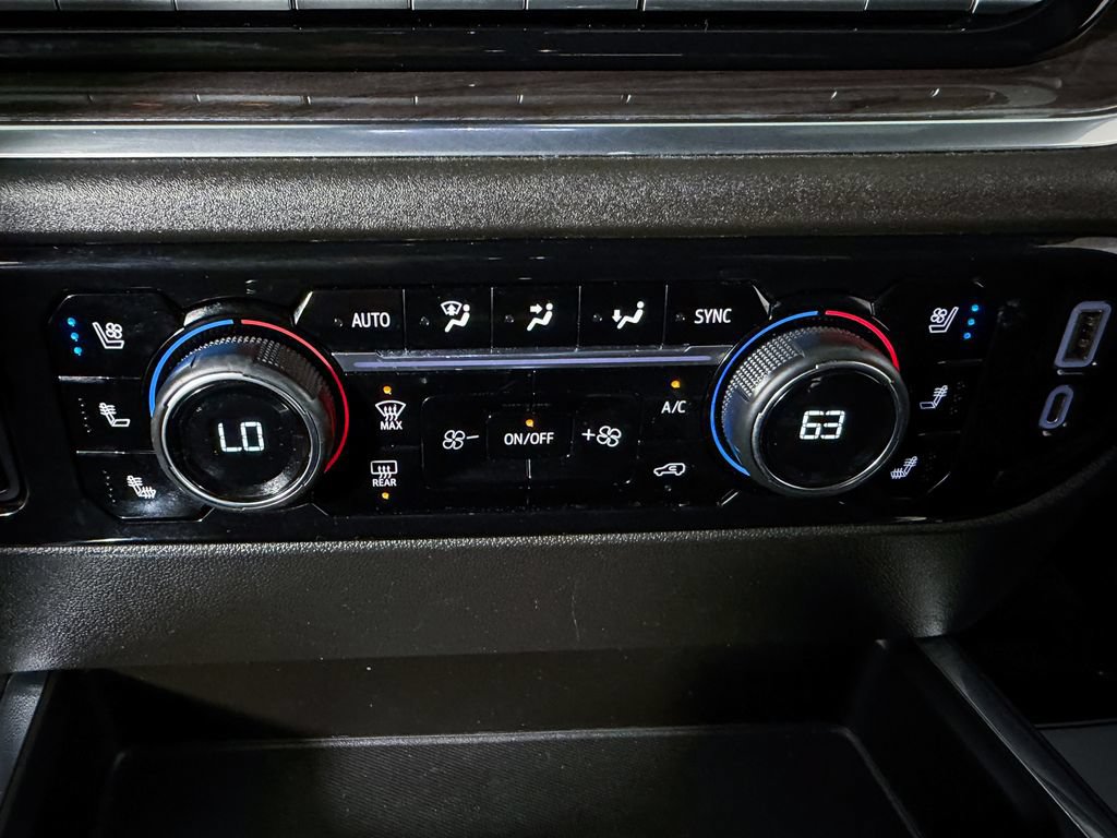 Used 2023 Chevrolet Silverado 1500 LTZ AWD/4WD image 41