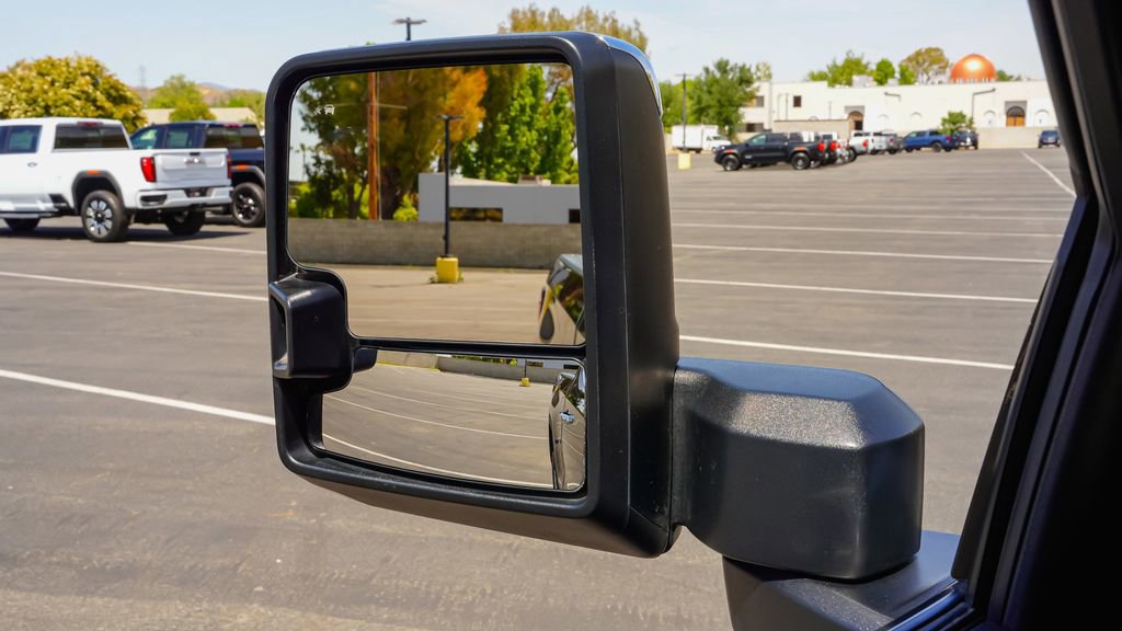Used 2023 GMC Sierra 1500 Denali w/ Technology Package AWD/4WD image 19