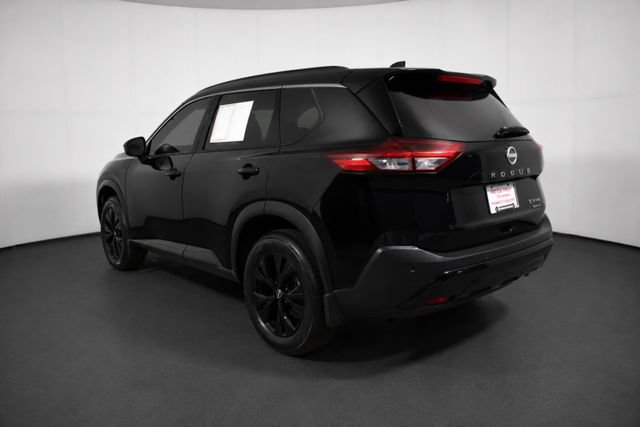 Certified 2023 Nissan Rogue SV w/ SV Premium B Package AWD/4WD image 6