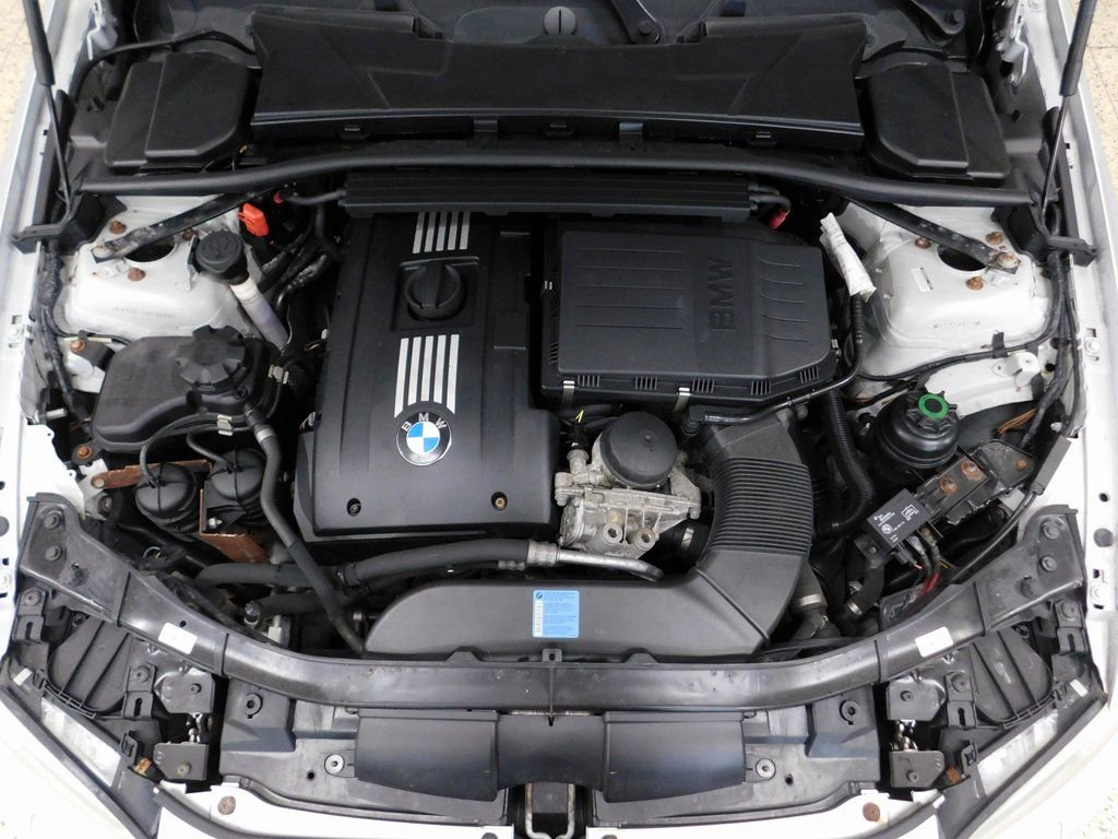 Used 2011 BMW 335is Coupe image 15