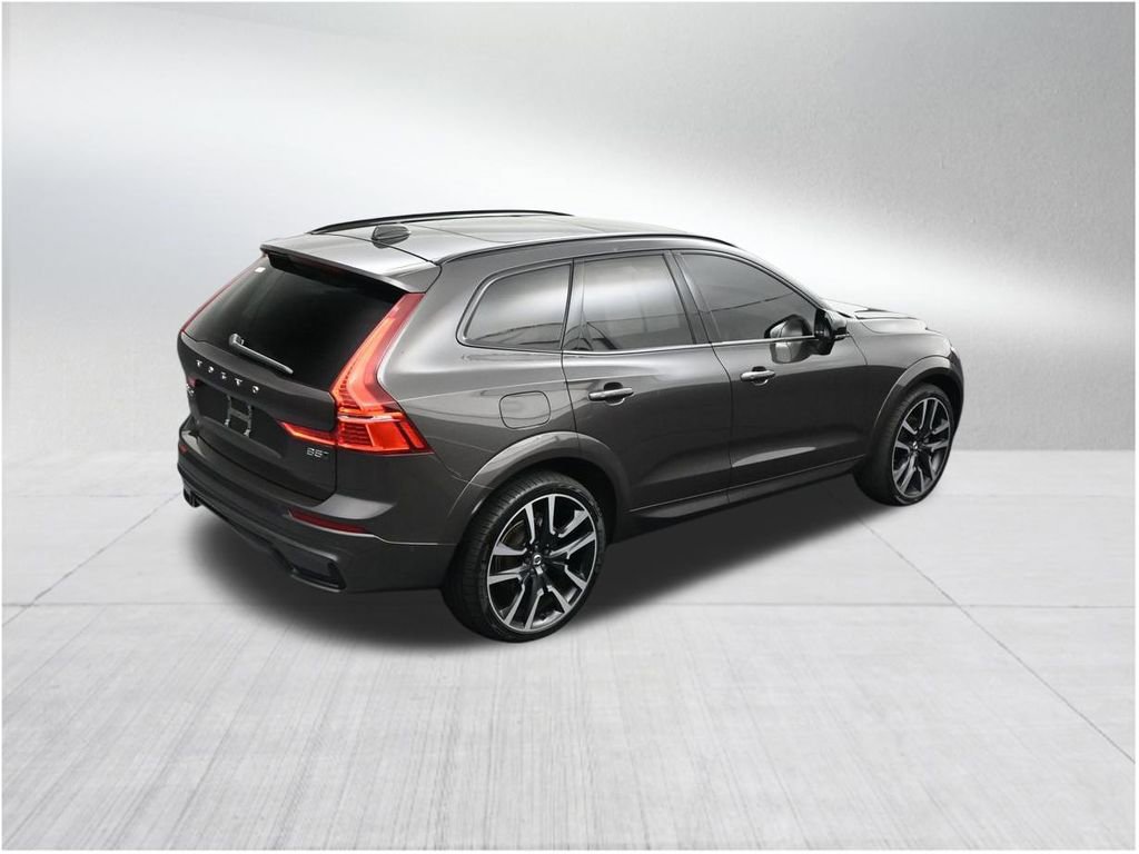 Used 2024 Volvo XC60 B5 Ultimate AWD/4WD image 19