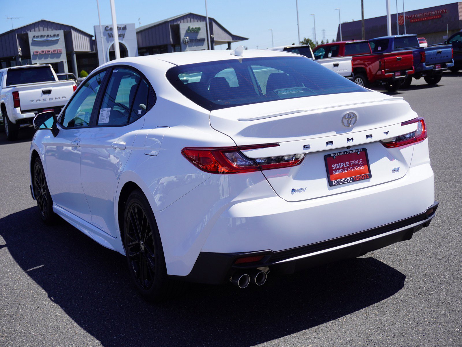 New 2026 Toyota Camry SE image 8