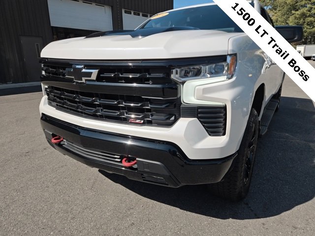 Used 2024 Chevrolet Silverado 1500 LT Trail Boss w/ Protection Package image 4
