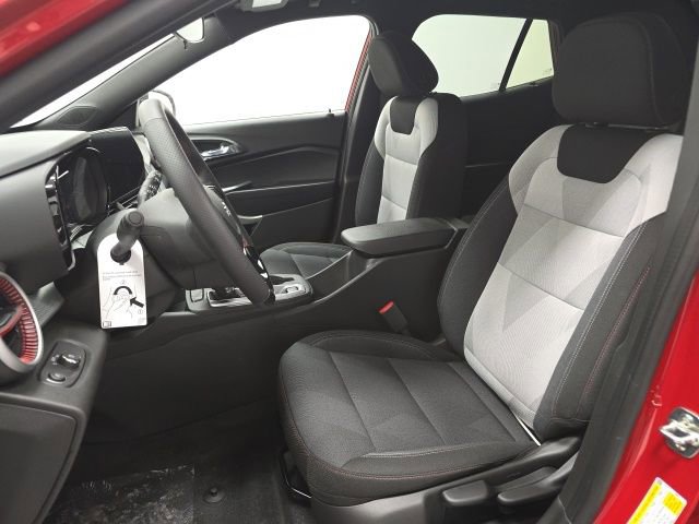New 2026 Chevrolet Trax RS w/ Driver Confidence Package image 21