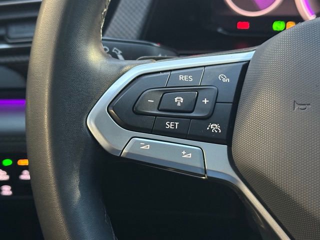 Used 2024 Volkswagen Atlas Peak Edition SE AWD/4WD image 38