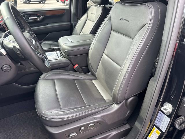 Certified 2025 GMC Yukon Denali AWD/4WD image 31