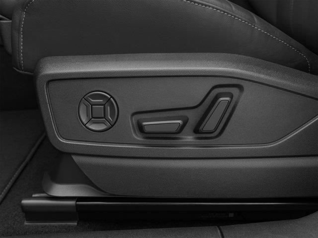 Used 2025 Audi Q5 Premium Plus AWD/4WD image 47