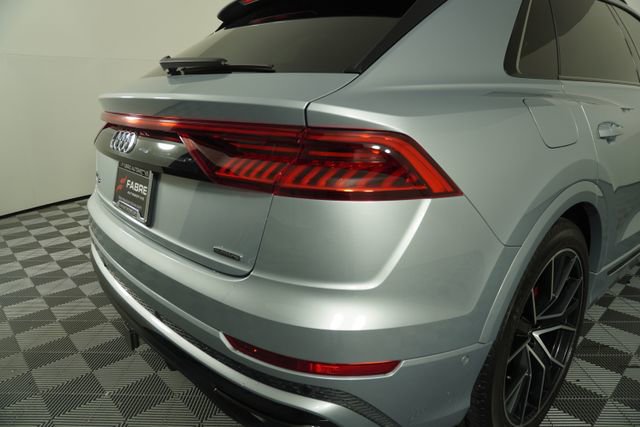 Used 2021 Audi Q8 Prestige w/ Prestige Package image 13
