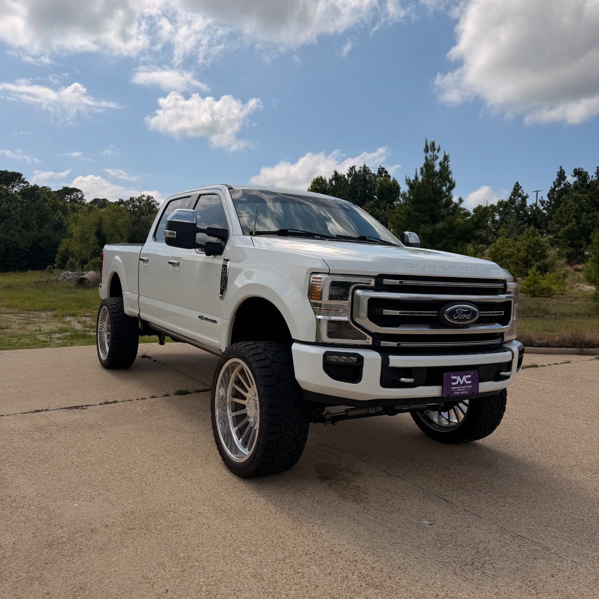 Used 2021 Ford F250 Platinum w/ FX4 Off-Road Package AWD/4WD image 3