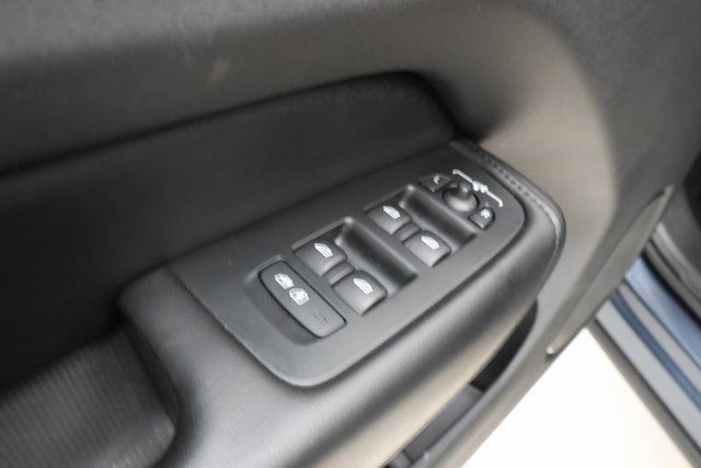 Used 2024 Volvo XC60 B5 Plus image 8