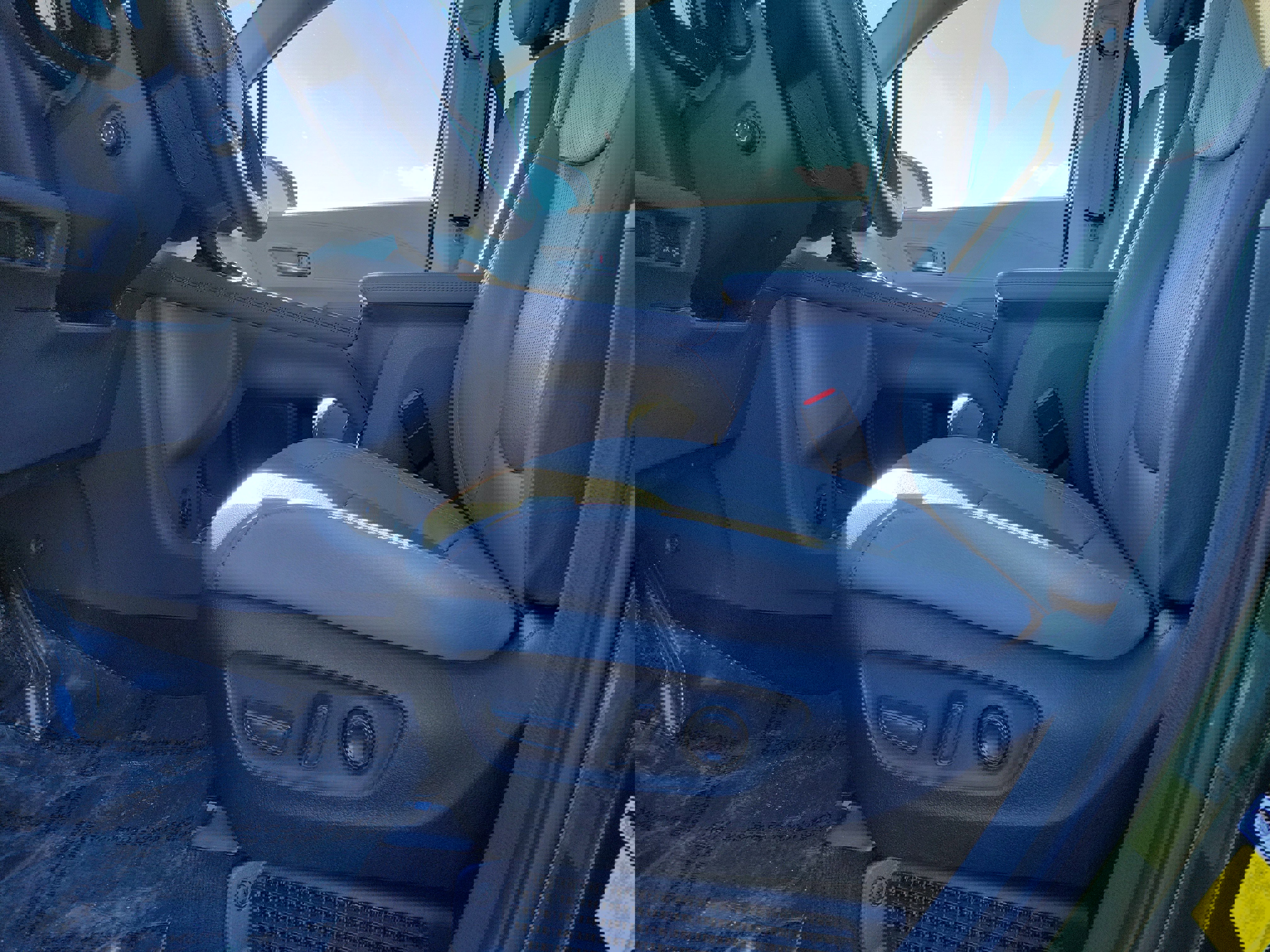 Used 2024 Toyota Sienna Limited image 16