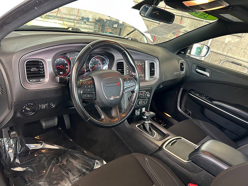Used 2023 Dodge Charger SXT image 32