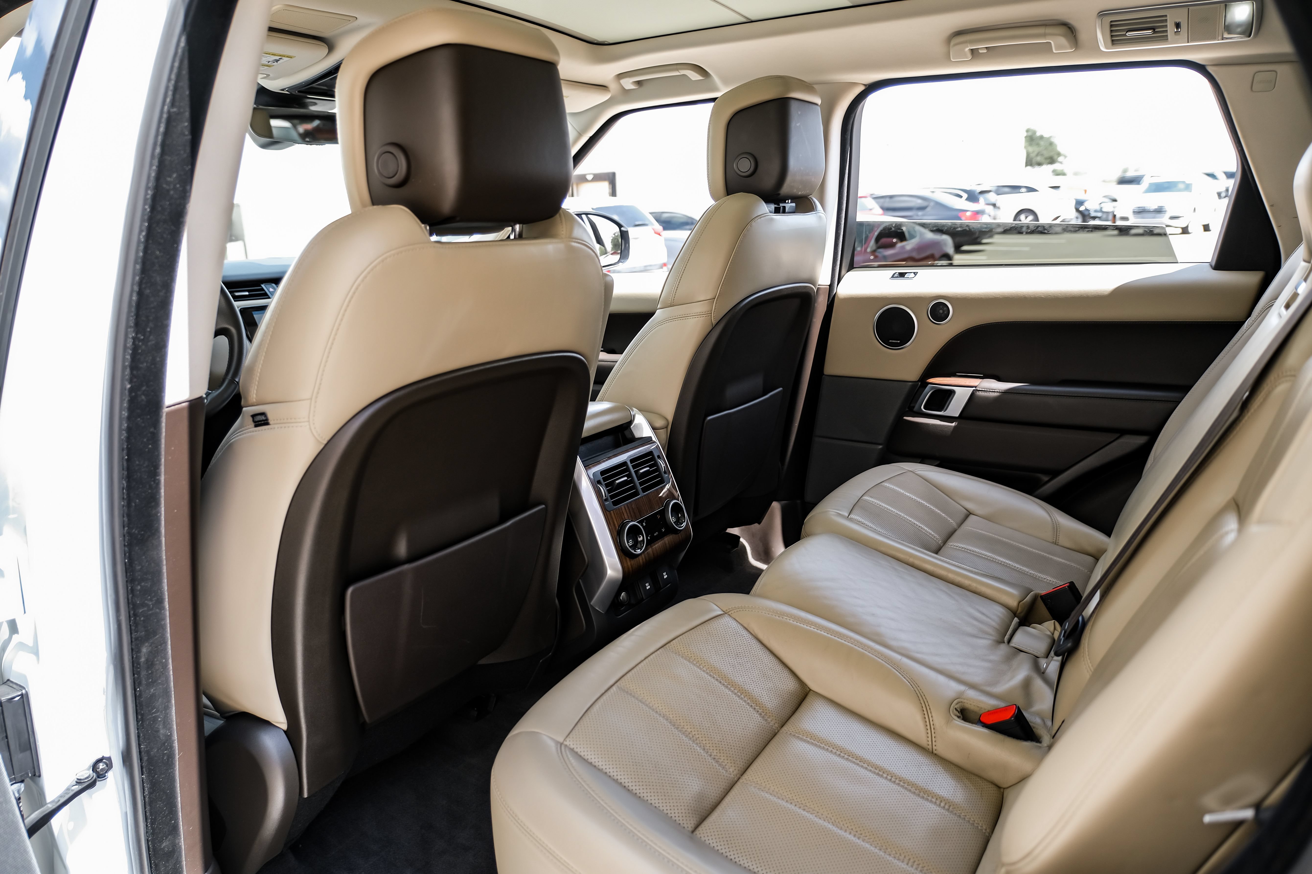 Used 2020 Land Rover Range Rover Sport HSE AWD/4WD image 36