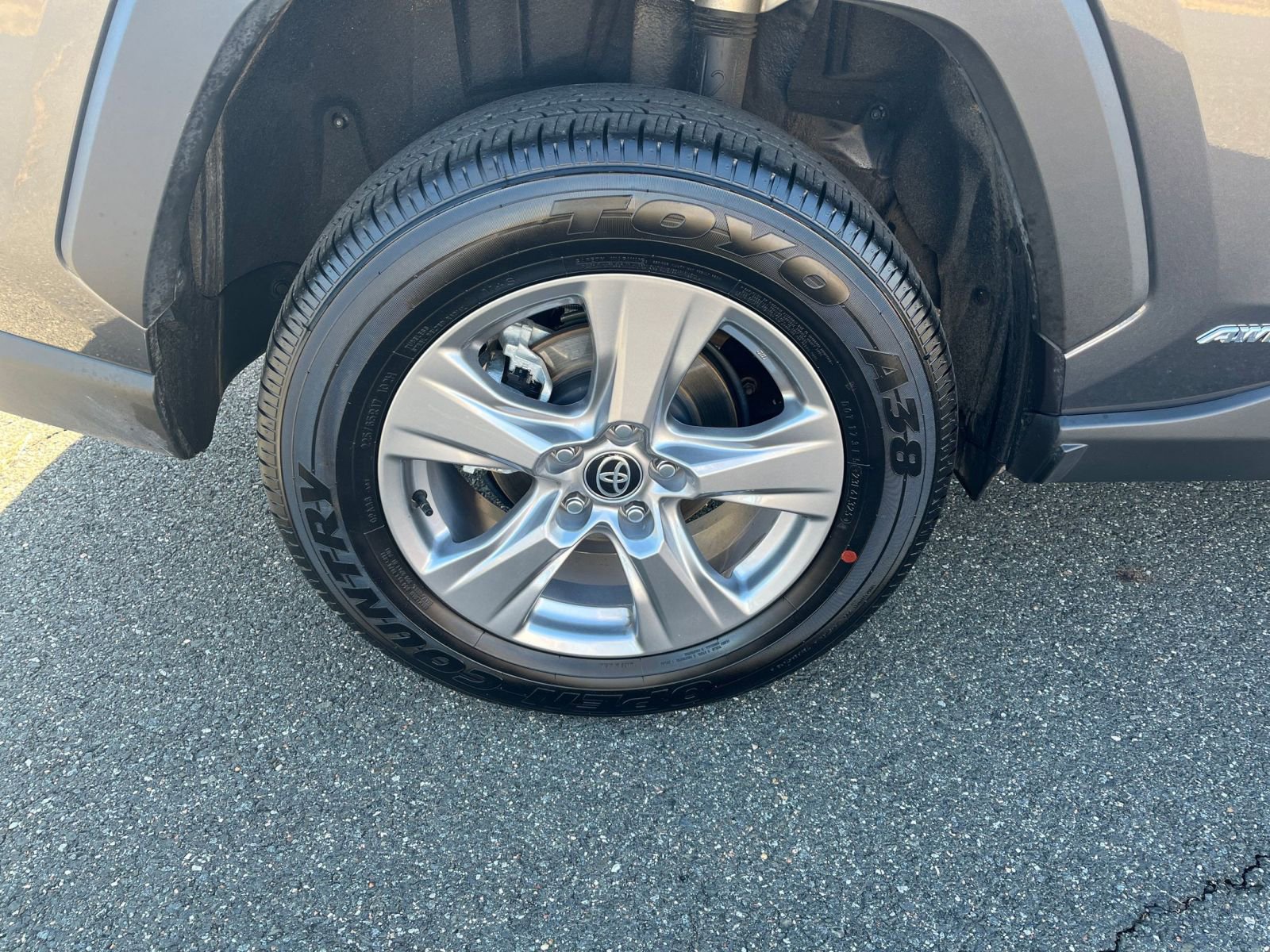 Used 2025 Toyota RAV4 LE image 29