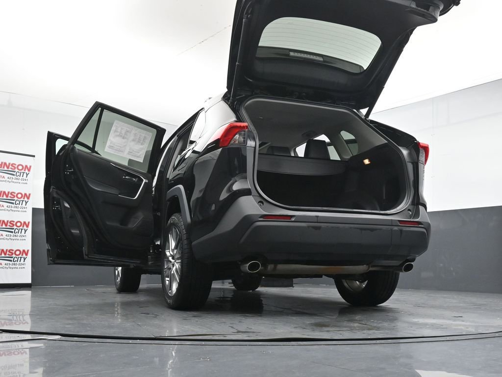 Used 2021 Toyota RAV4 XLE Premium AWD/4WD image 41