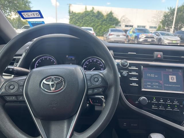 Used 2018 Toyota Camry FWD image 10