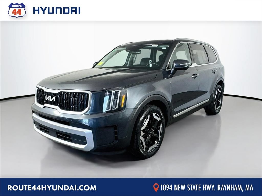 Used 2023 Kia Telluride EX w/ EX Captain's Chair Package