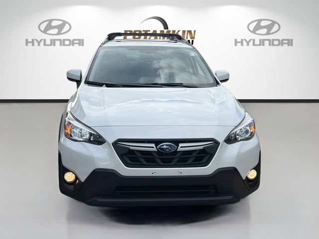 Used 2023 Subaru Crosstrek 2.0i Premium AWD/4WD image 2
