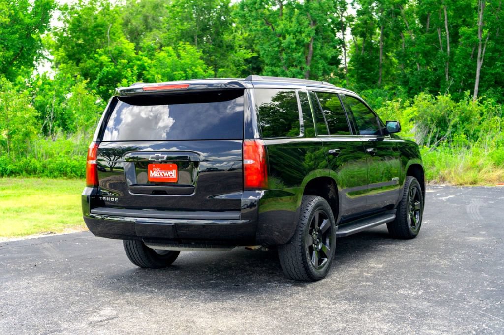 Used 2018 Chevrolet Tahoe LT w/ Luxury Package RWD image 7